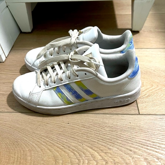 adidas Shoes - Blue & Green Strip Adidas